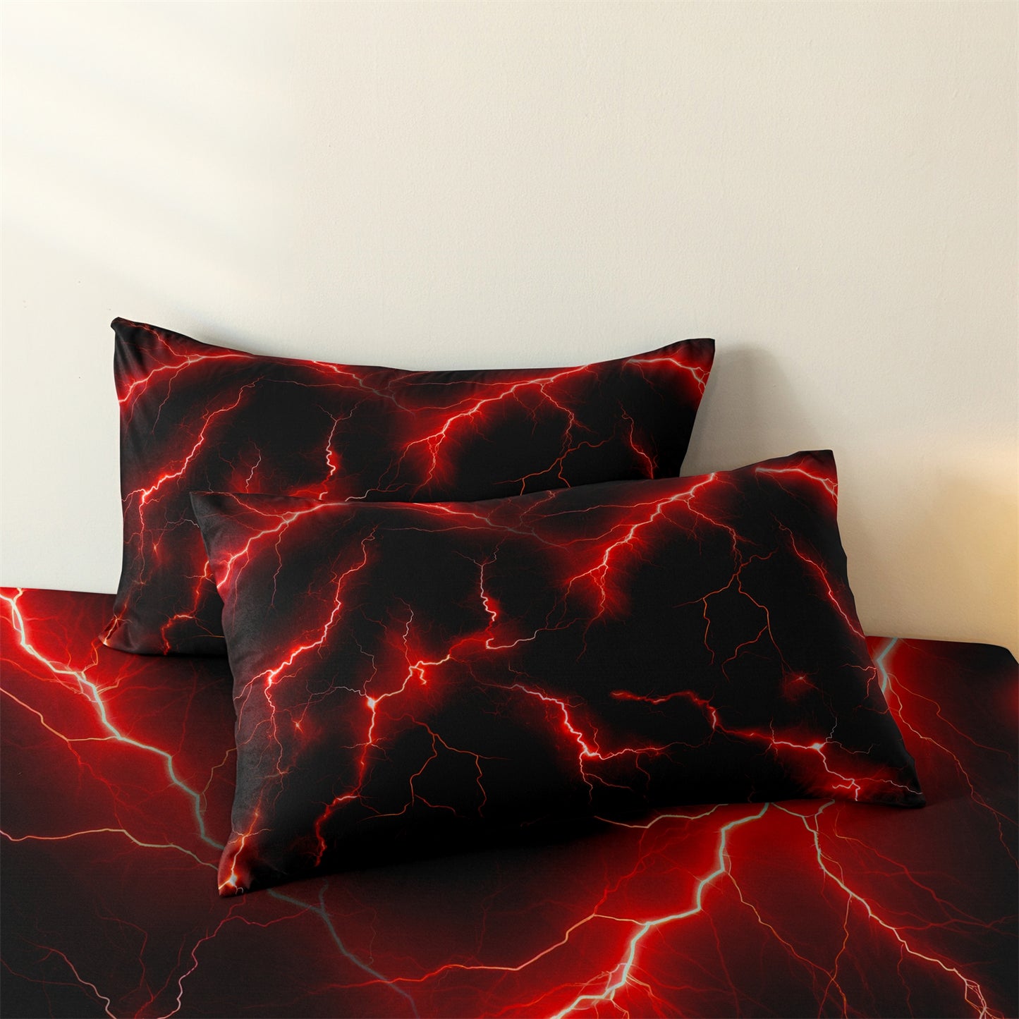 3Pcs Red Lightning Quilt Cover Set – 3D Electric Storm Bedding with Pillowcases
